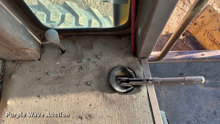 image for item ED2393 1988 Champion 710A motor grader