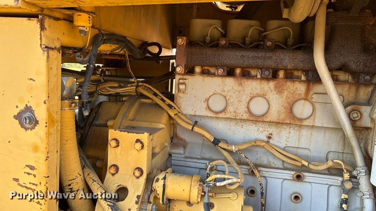 image for item ED2393 1988 Champion 710A motor grader