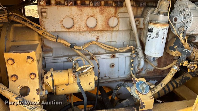 image for item ED2393 1988 Champion 710A motor grader