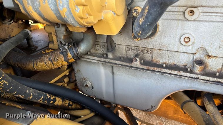 image for item ED2393 1988 Champion 710A motor grader