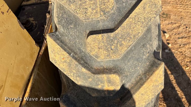 image for item ED2393 1988 Champion 710A motor grader