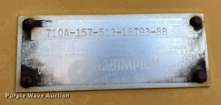 image for item ED2393 1988 Champion 710A motor grader