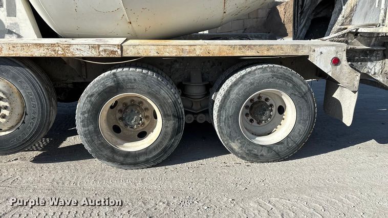 image for item ED2397 1999 Kenworth W900 ready mix truck