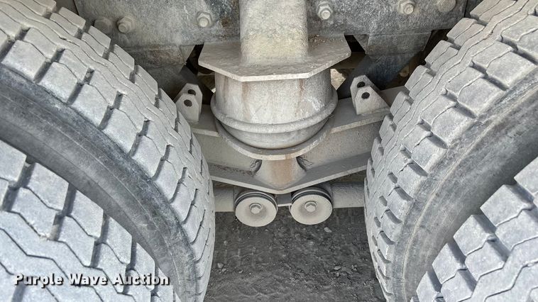 image for item ED2397 1999 Kenworth W900 ready mix truck