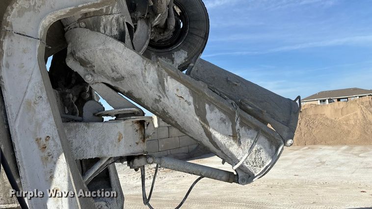 image for item ED2397 1999 Kenworth W900 ready mix truck