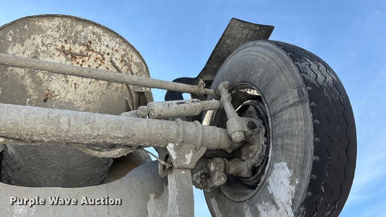 image for item ED2397 1999 Kenworth W900 ready mix truck