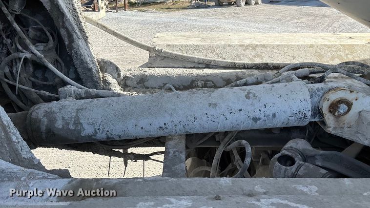 image for item ED2397 1999 Kenworth W900 ready mix truck