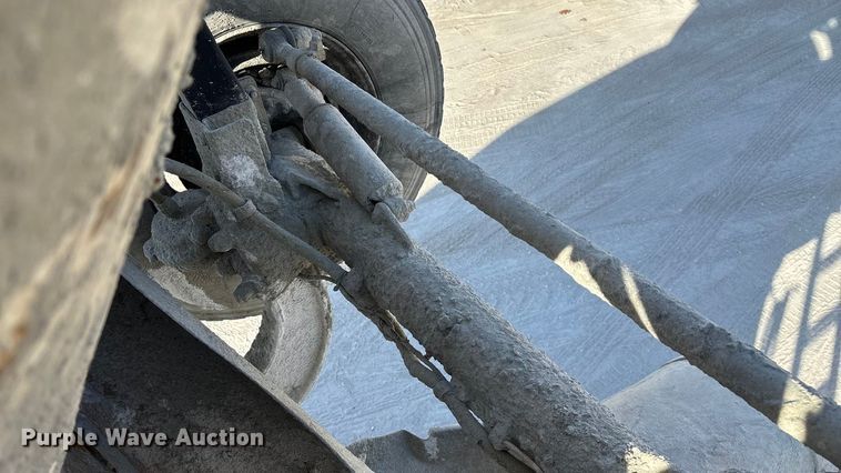 image for item ED2397 1999 Kenworth W900 ready mix truck