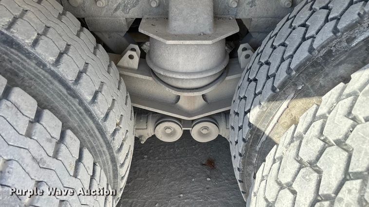 image for item ED2397 1999 Kenworth W900 ready mix truck