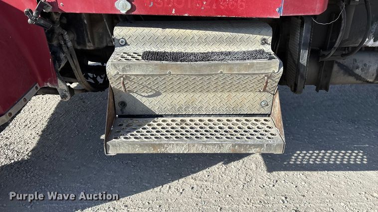 image for item ED2397 1999 Kenworth W900 ready mix truck