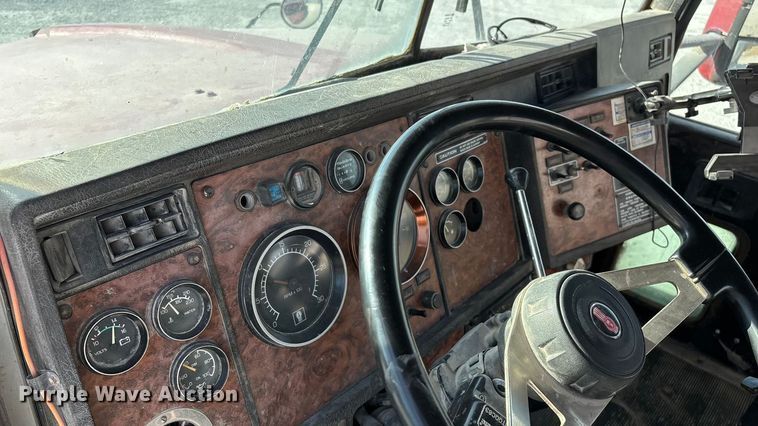 image for item ED2397 1999 Kenworth W900 ready mix truck