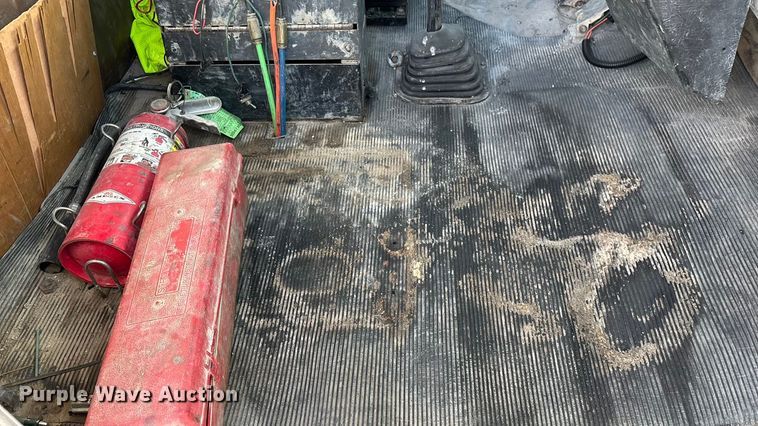 image for item ED2397 1999 Kenworth W900 ready mix truck