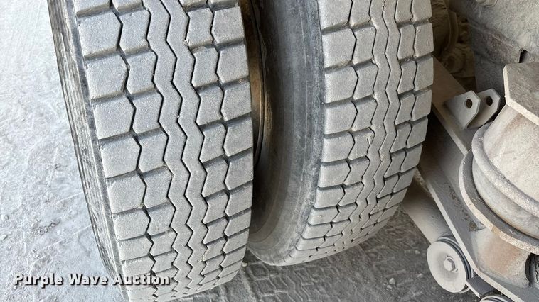 image for item ED2397 1999 Kenworth W900 ready mix truck