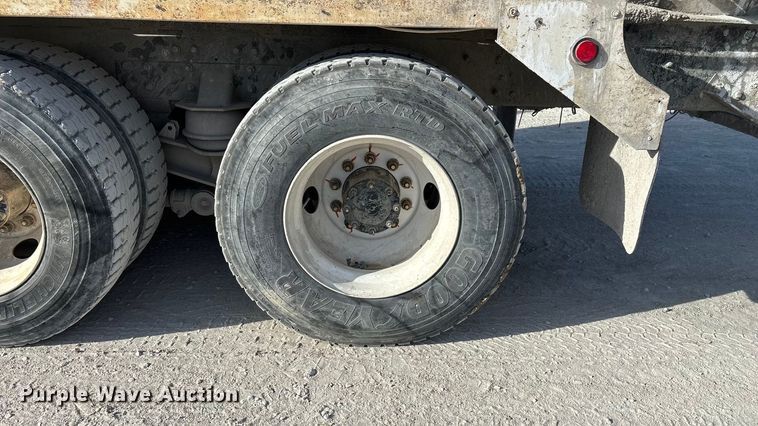 image for item ED2397 1999 Kenworth W900 ready mix truck