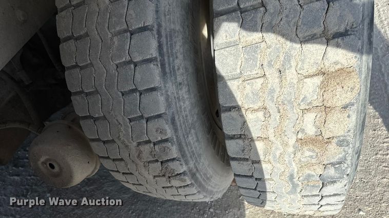 image for item ED2397 1999 Kenworth W900 ready mix truck