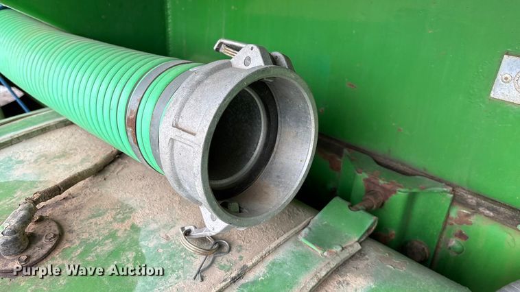 image for item ED2399 1988 Ford 8000 tank truck