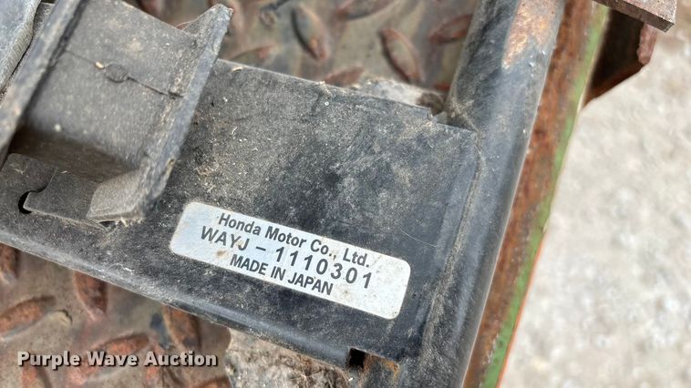 image for item ED2399 1988 Ford 8000 tank truck