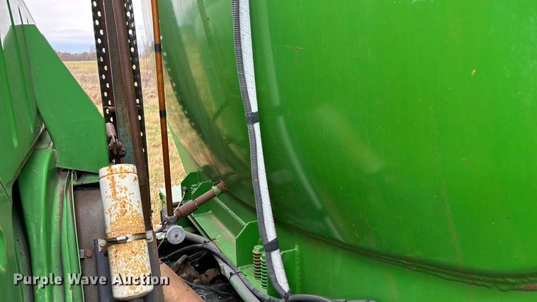 image for item ED2399 1988 Ford 8000 tank truck