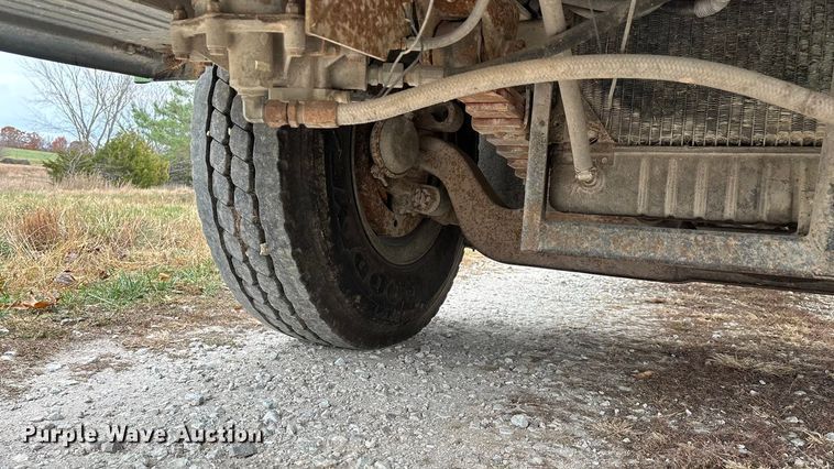 image for item ED2399 1988 Ford 8000 tank truck