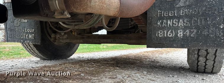 image for item ED2399 1988 Ford 8000 tank truck