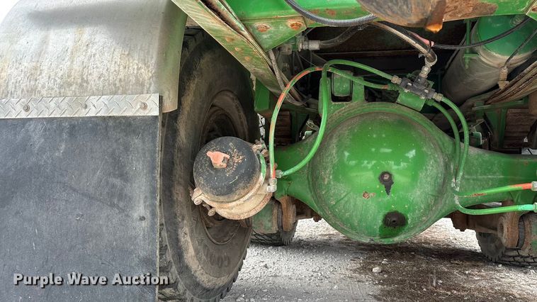 image for item ED2399 1988 Ford 8000 tank truck