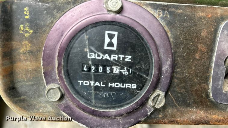 image for item ED2399 1988 Ford 8000 tank truck