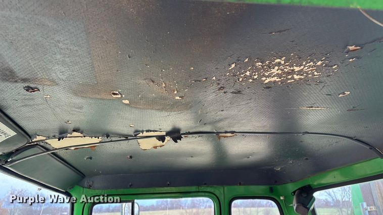 image for item ED2399 1988 Ford 8000 tank truck