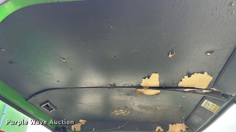 image for item ED2399 1988 Ford 8000 tank truck