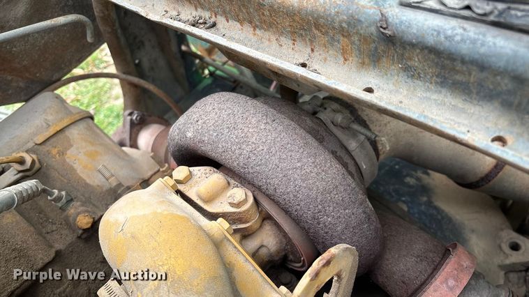 image for item ED2399 1988 Ford 8000 tank truck