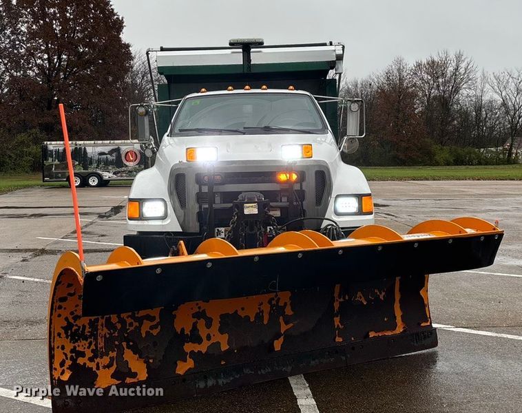 image for item ED2405 2005 Ford F750 Super Duty XL dump truck