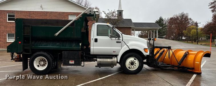 image for item ED2405 2005 Ford F750 Super Duty XL dump truck