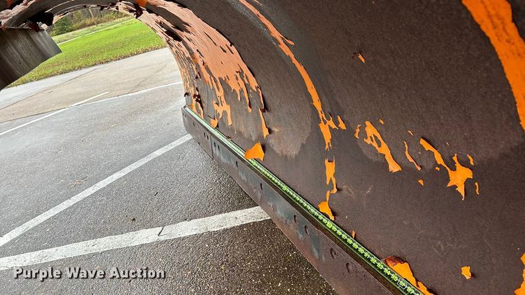 image for item ED2405 2005 Ford F750 Super Duty XL dump truck