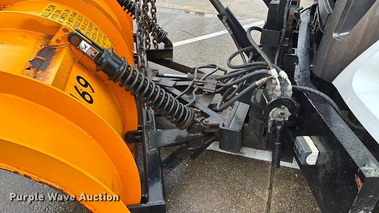 image for item ED2405 2005 Ford F750 Super Duty XL dump truck