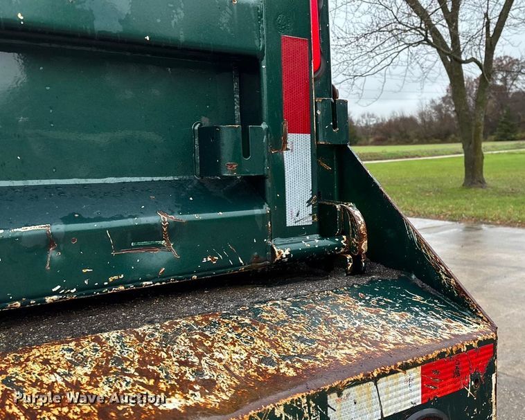 image for item ED2405 2005 Ford F750 Super Duty XL dump truck