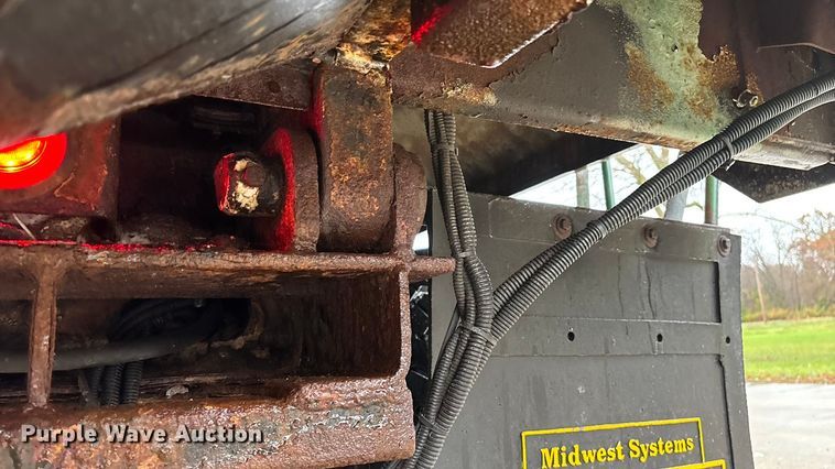 image for item ED2405 2005 Ford F750 Super Duty XL dump truck