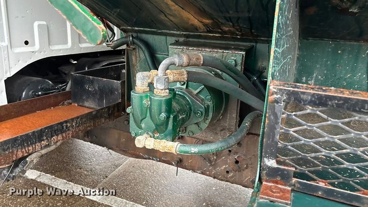 image for item ED2405 2005 Ford F750 Super Duty XL dump truck