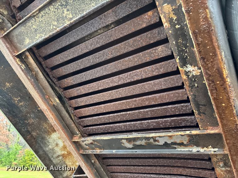 image for item ED2405 2005 Ford F750 Super Duty XL dump truck