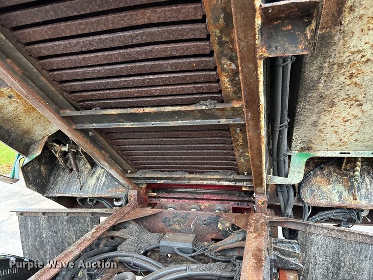 image for item ED2405 2005 Ford F750 Super Duty XL dump truck