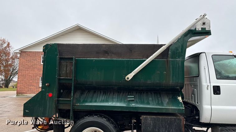image for item ED2405 2005 Ford F750 Super Duty XL dump truck