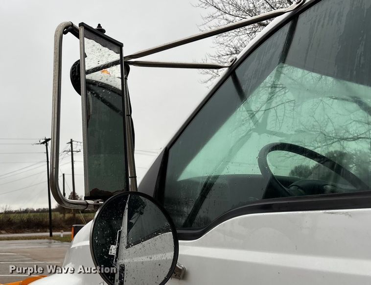 image for item ED2405 2005 Ford F750 Super Duty XL dump truck