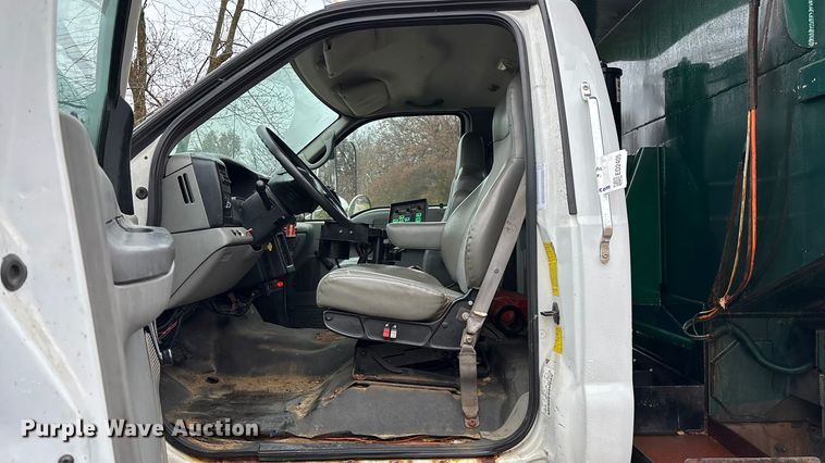image for item ED2405 2005 Ford F750 Super Duty XL dump truck