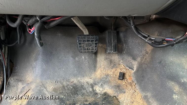 image for item ED2405 2005 Ford F750 Super Duty XL dump truck