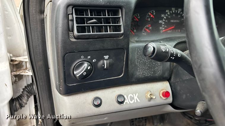 image for item ED2405 2005 Ford F750 Super Duty XL dump truck