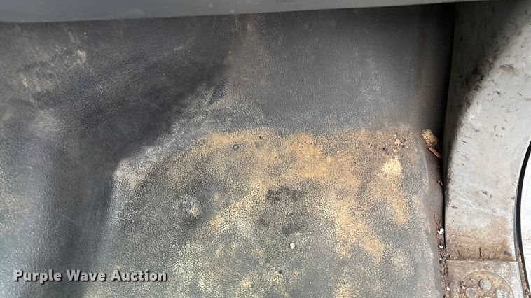 image for item ED2405 2005 Ford F750 Super Duty XL dump truck