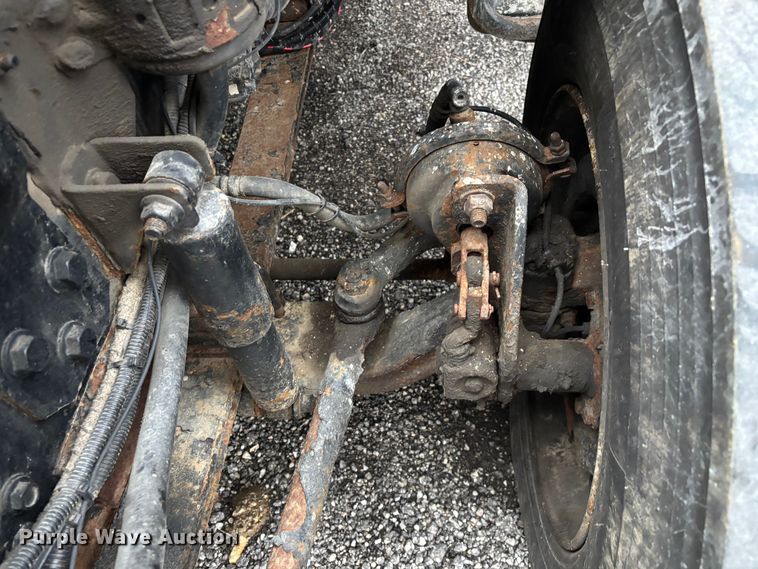 image for item ED2405 2005 Ford F750 Super Duty XL dump truck