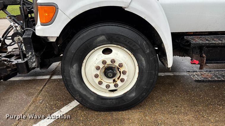 image for item ED2405 2005 Ford F750 Super Duty XL dump truck