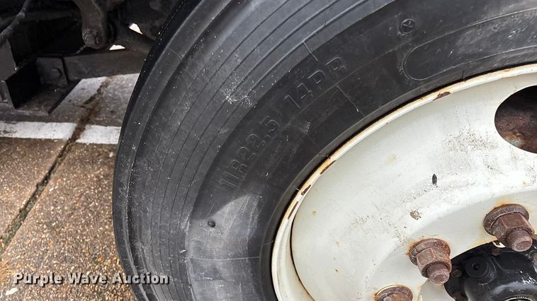 image for item ED2405 2005 Ford F750 Super Duty XL dump truck