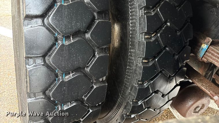 image for item ED2405 2005 Ford F750 Super Duty XL dump truck