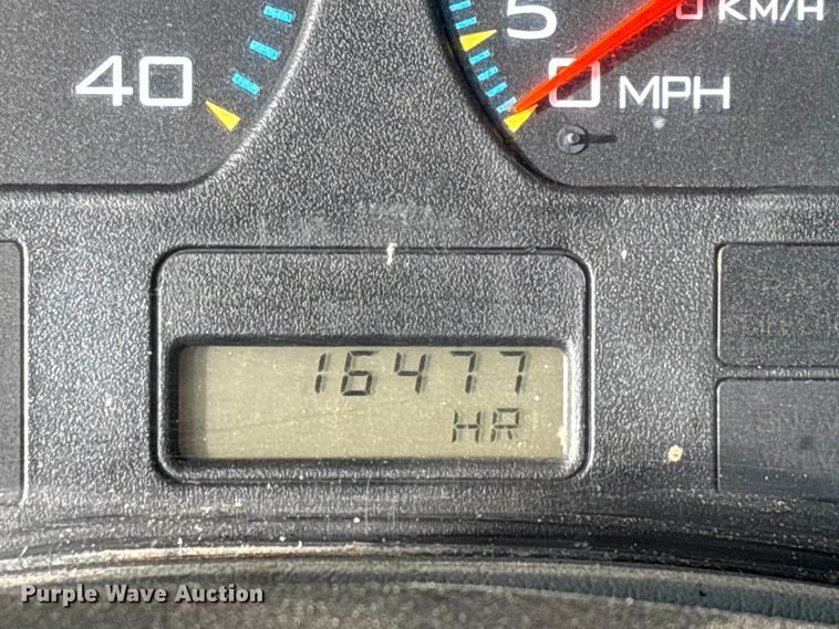 image for item ED2406 2003 International 8600 semi truck