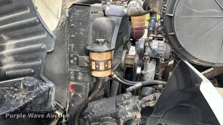 image for item ED2406 2003 International 8600 semi truck